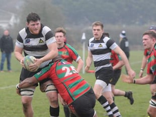 Farnham blitz lowly Millbrook and top the table