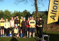 Fry leads in Alton Runners