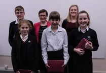 Students start ranting to win speaking contest