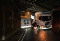 'No link between Hindhead Tunnel closures and lorries hitting Wrecclesham bridge'