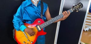 Schoolboy walking in Bjorn’s shoes...