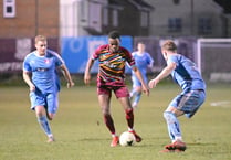 Rival managers keen on Farnham Town winger