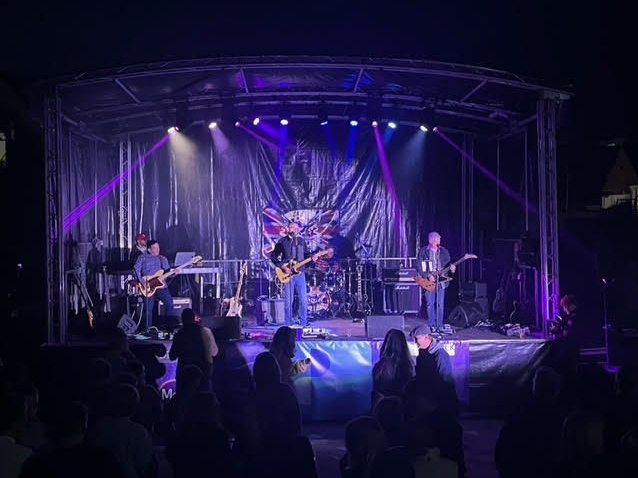 The two-day Haslemere Showcase event was held at the Swan Inn and raised more than £2,300 for charity