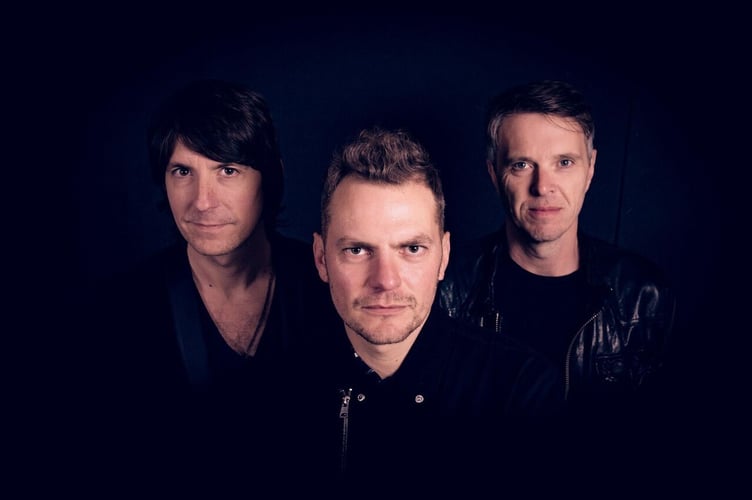 Toploader will now play Haslemere Fringe Festival on the Saturday night