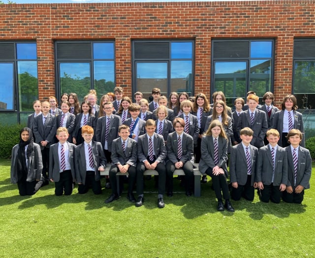 Oakmoor School pupils impress in junior mathematics challenge
