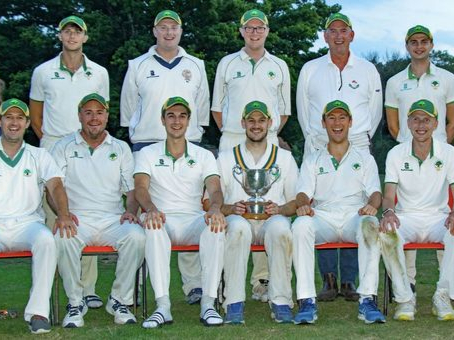 Grayswood pose proudly with the I’Anson Cup championship trophy after their stunning season. Photo by Adrian Kent