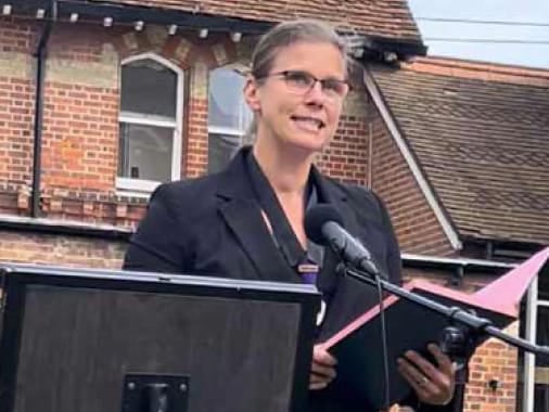 Alton’s deputy town mayor Cllr Suzie Burns proclaims King Charles III by the cairn in Alton High Street on September 11th 2022.