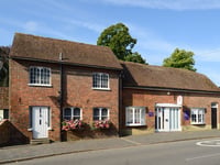 Allen Gallery in Alton to bid for £1m lottery grant