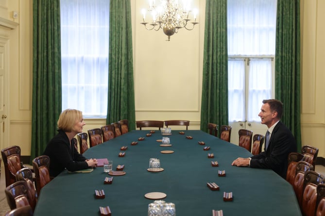 14/10/2022. London, United Kingdom. Prime Liz Truss appoints Jeremy Hunt as Chancellor. The Prime Minister Liz Truss appoints Jeremy Hunt as her new 
Chancellor of the Exchequer in the Cabinet Room of No10 Downing Street.  Picture by Andrew Parsons / No 10 Downing Street