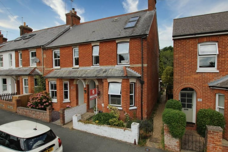 period farnham