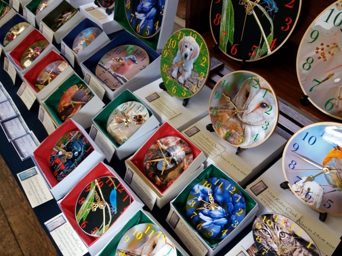CD clocks by DNWFoto