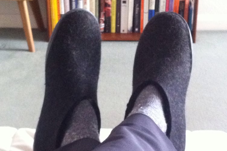 Slippers stock
