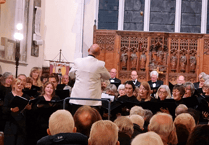 Waverley Singers' Christmas concert in Alton raises £740 for youth charity