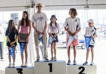 Frensham Pond sailors win Australian Nationals