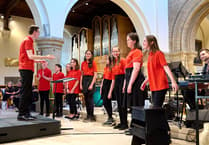 Alton children and teenagers can sing in Luminosa choirs 
