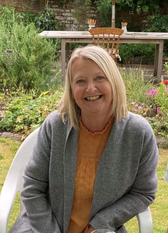 Coral Rumble is a popular, award-winning poet, with five poetry collections, plus 170-plus anthology contributions to her name