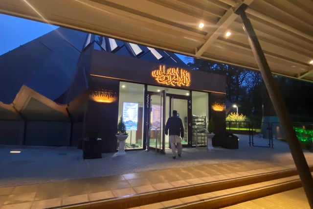 Community rallies round Muslims after online hate