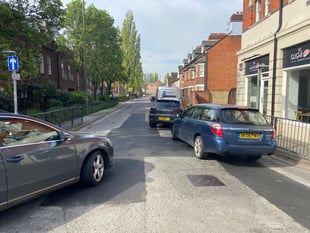 Emergency pothole repairs undertaken in Farnham town centre