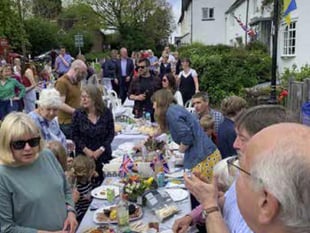 More than 300 people attend coronation street party in Sheet