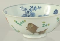 Chinese bowls found in Hindhead house clearance sell for surprise £45,500
