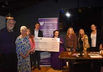 Football club quiz raises £2,000 for Royal Surrey's new cancer centre