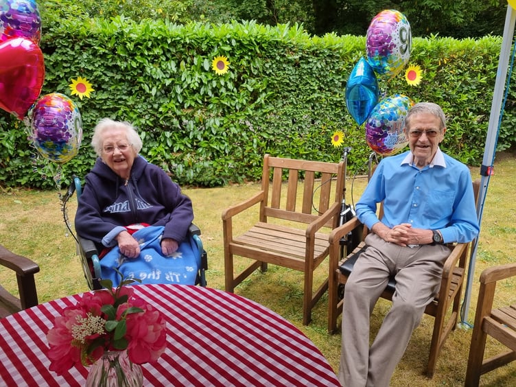 Derek and Barbara Hoy