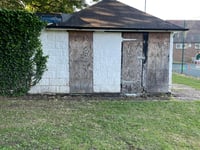 Elstead ‘eyesore’ to be refurbished after parish council backs project