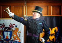 Haslemere Town Crier rings championship bell
