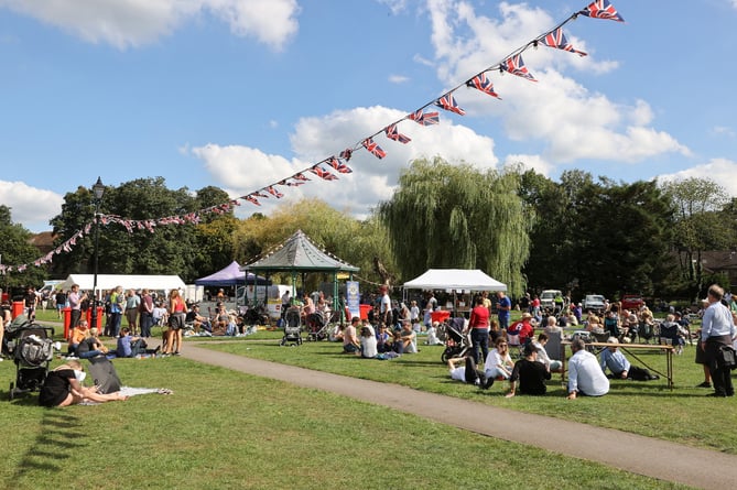 Farnham's Sausage and Cider Festival 2023 in Gostrey Meadow