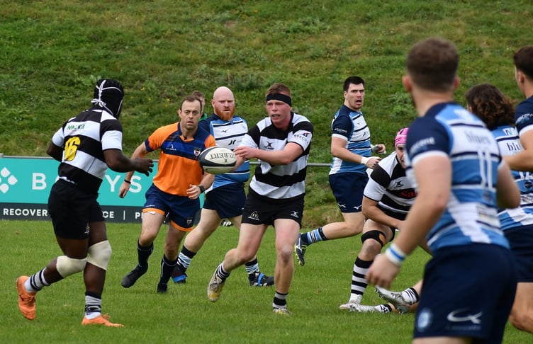 Paul Brooker ships to Jemi Akin-Olugbade to launch another Farnham attack