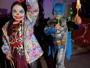 Family-friendly trick or treating in Vicky's Hallowe'en Garden