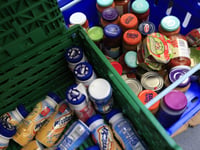 Fewer food parcels handed out in Waverley – despite record-breaking summer across England