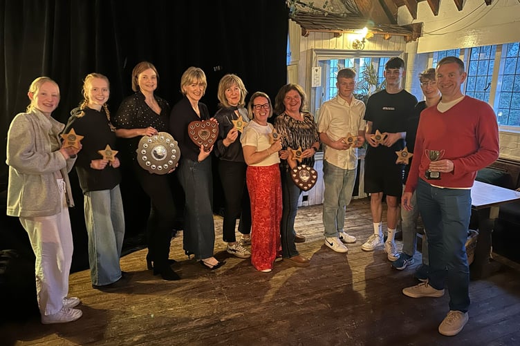 Petersfeild Raptor Petersfield celebrate the end of the season in style | haslemereherald.com