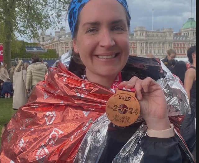 Haslemere's 'reading fairy' runs first London Marathon