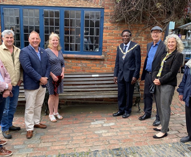 Sir Ray and Lady Tindle Bench unveiled at "spot they loved" in Farnham