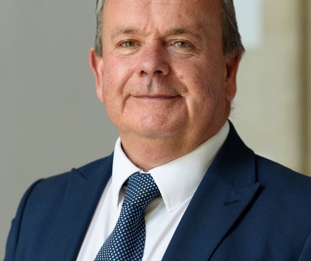 Hampshire County Council leader steps down ahead of AGM