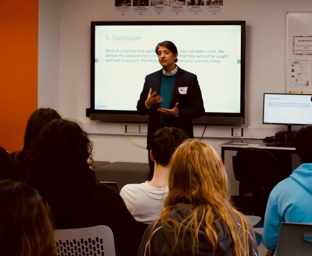 Lib Dems want to give free school meals to all children