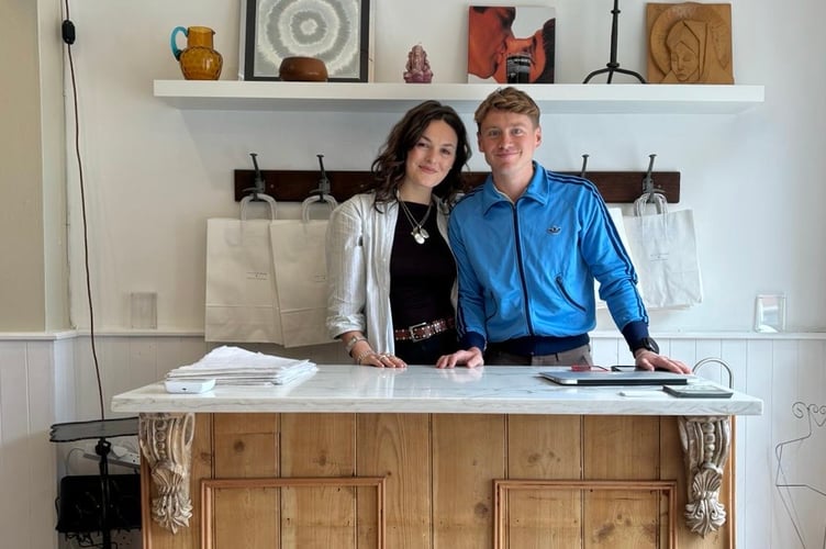 Simply Vintage Clothing