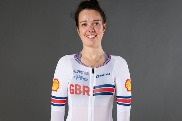 Meet the para-athlete cycling for gold at Paris