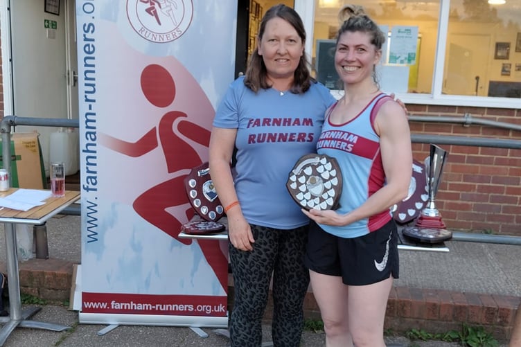 First F35 Louise Granell receives her trophy from Nicola O'Connor