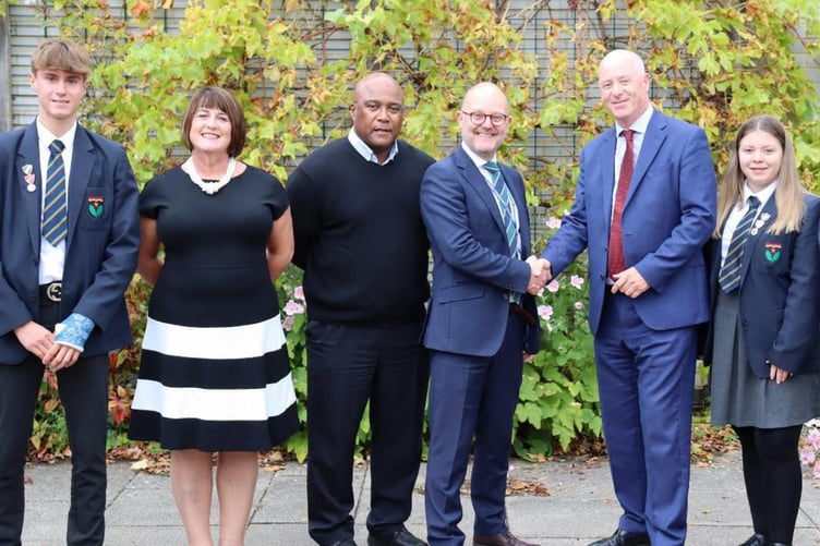John Winter, CEO WMAT; Chris Vaudin, headteacher; of Frogmore Community College; Gene Ashe, chair of governors; Sara Downes, deputy headteacher and the head students.
