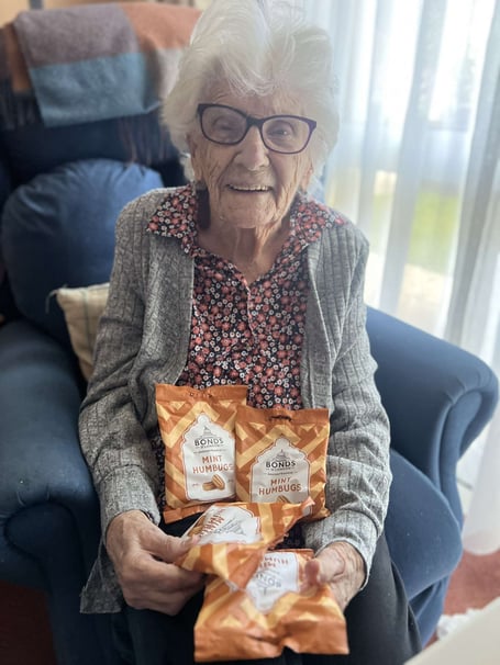 Dorothy loves humbugs