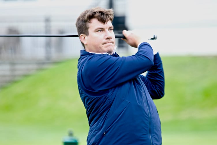 Rowlands Castle's Tom Robson tees off at the tenth as Hampshire beat Essex 7.5-4.5 in the South East League Final at Northwood Golf Club (Photo: Andrew Griffin/AMG Pictures)