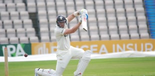 Smith leads Surrey’s England six
