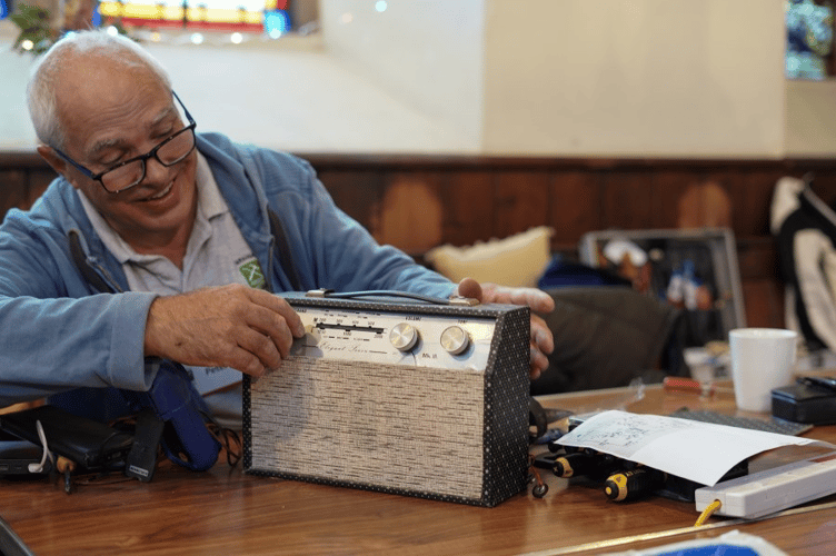 Farnham Repair Cafe Kings Award PIC3