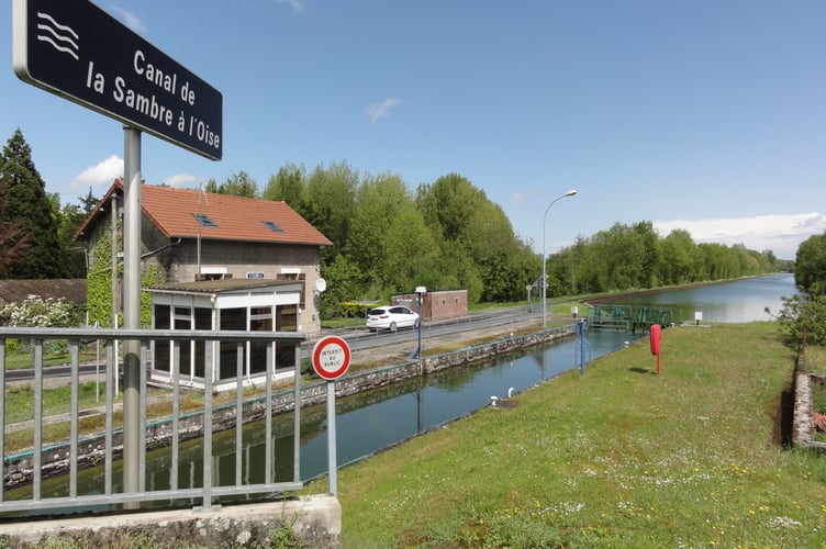 Sambre Canal France