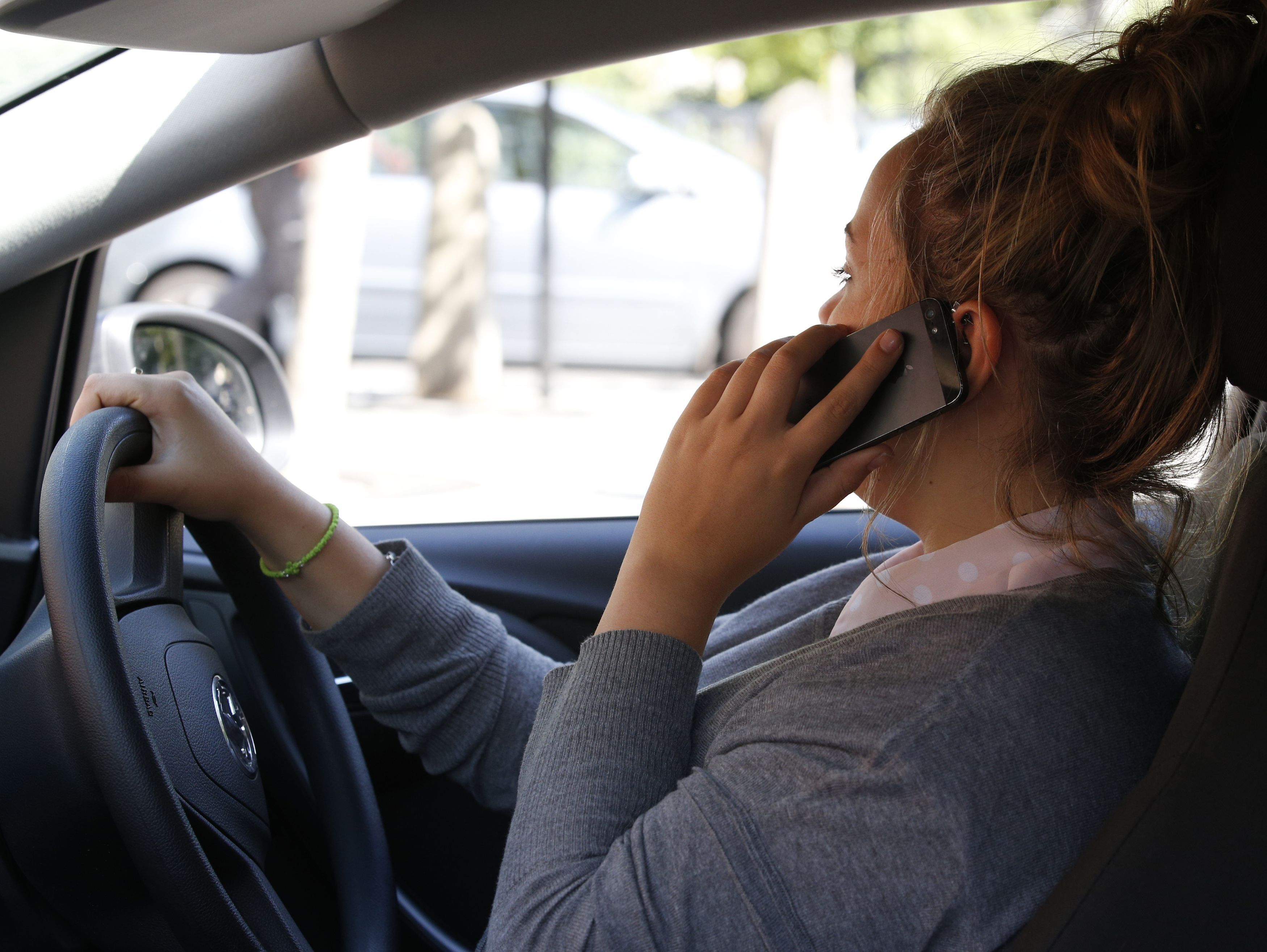 Law change means more penalties for using phones while driving in Surrey