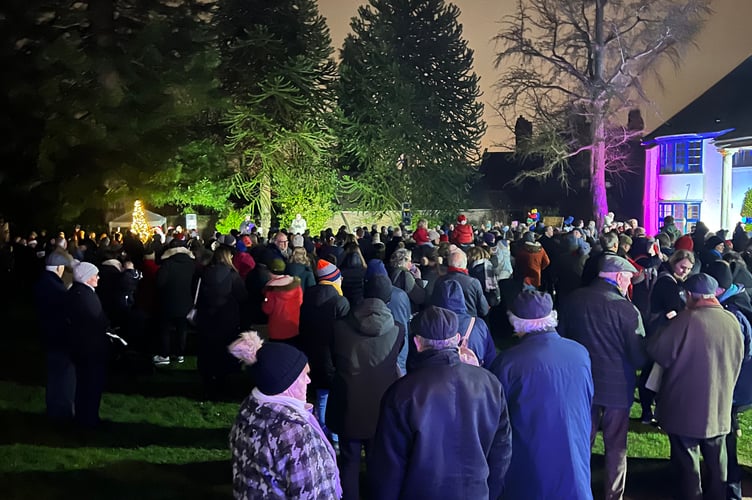 It was a busy evening for hundreds as they sang their hearts out at the annual Christmas carol concert