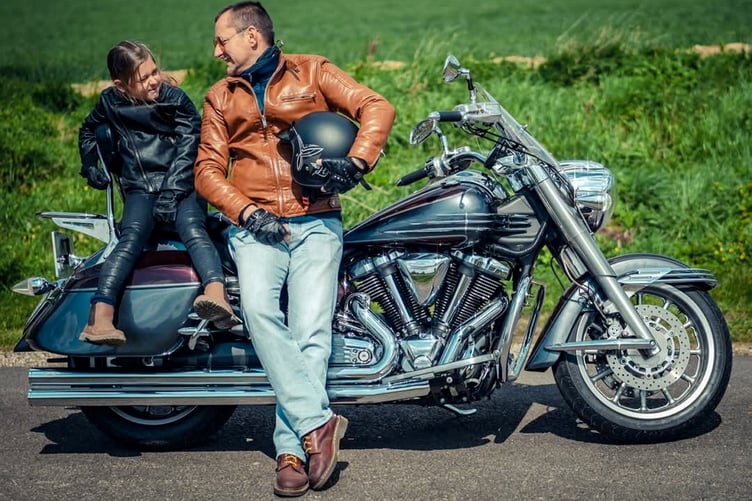 Pawel Koslicki, 45, with his daughter. A dad-of-two has been left with a brain injury and several broken bones after a huge motorcycle accident- which shut down part of the motorway for over six hours. Release date January 14, 2025. Pawel Koslicki, 45, sustained critical injuries during the crash on the M25 near Junction 15 for the M4 on November 17. The accident, involving a red Yamaha motorcycle and a blue Mercedes S350 AMG, led to Pawel being airlifted to the hospital where he remains in serious condition. Emergency services closed a stretch of the motorway for more than six hours, and Thames Valley Police are appealing for witnesses or anyone with dashcam footage. The dad and avid motorcyclist has been left with a brain injury, multiple broken bones, and internal damage to his kidney, liver, and lung. He currently cannot move his right arm, eat or drink unaided, and struggles with memory issues. His best friend of ten years, Lukasz Dabrowski, 41, who lives in Havant, Hampshire, says Pawels condition is improving, but that he may never fully recover.