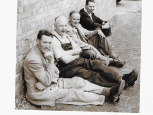 Help needed researching history of great Farnham coachbuilder